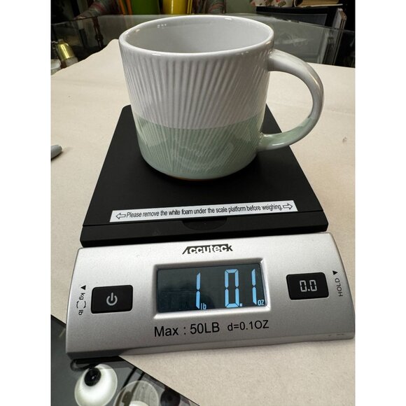 Starbucks 2014 Seafoam and White Textured Stacking Mug 14 oz - Picture 5 of 5